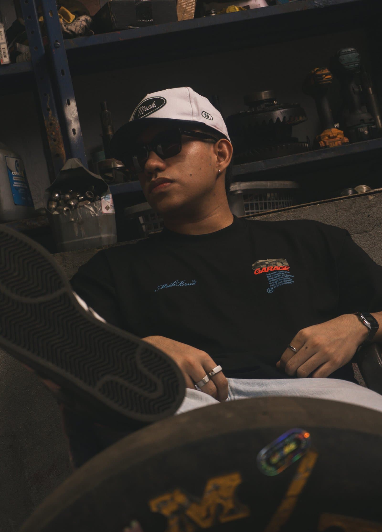 CAMISETA NEGRA GARAGE MRCH